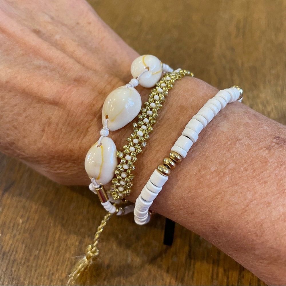 J Crew Beachy Beaded White & Gold Bracelet Set